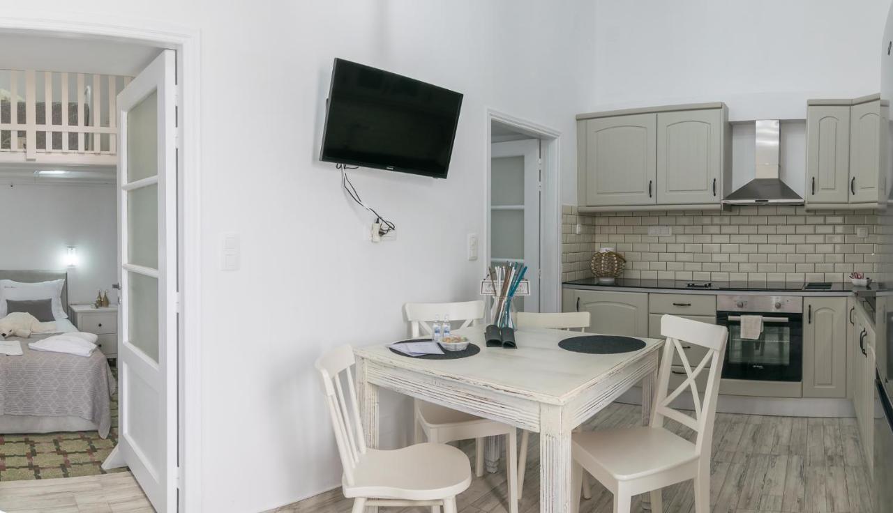Uncle'S House Luxury Suites Adamantas  Esterno foto