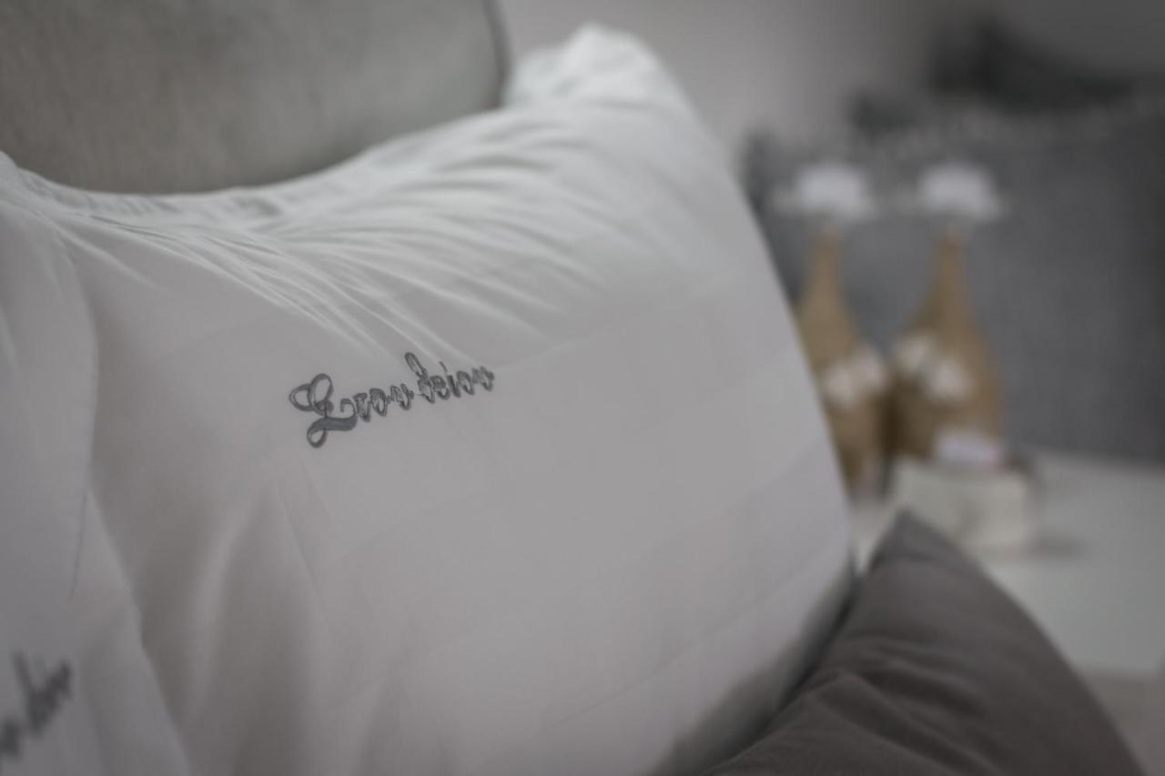 Uncle'S House Luxury Suites Adamantas  Esterno foto