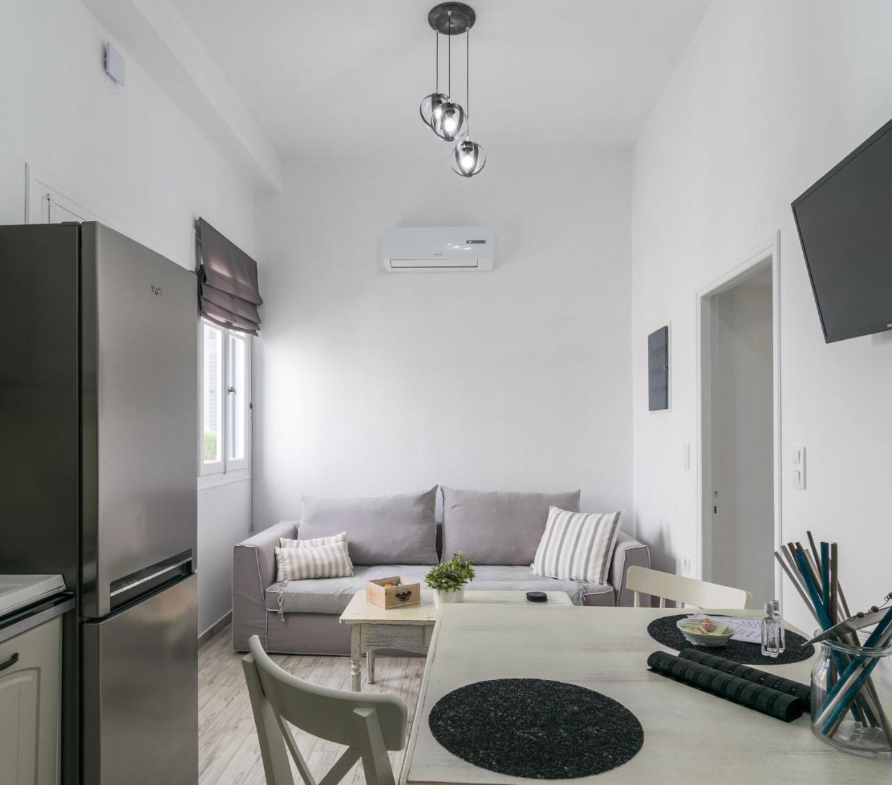 Uncle'S House Luxury Suites Adamantas  Esterno foto